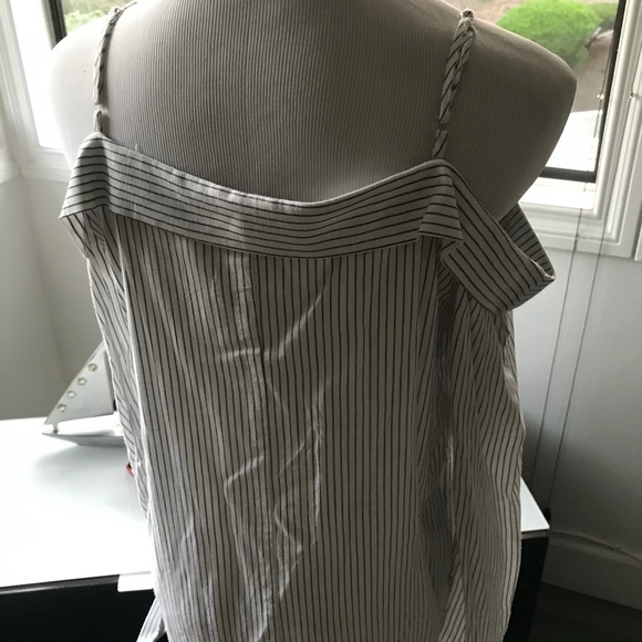 Shirt - Picture 2 of 7